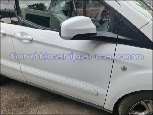 Ford Courier Sağ Ön Kapı Beyaz